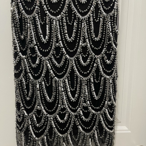 Beaded Cocktail Minidress
PISARRO NIGHTS - Picture 3 of 4